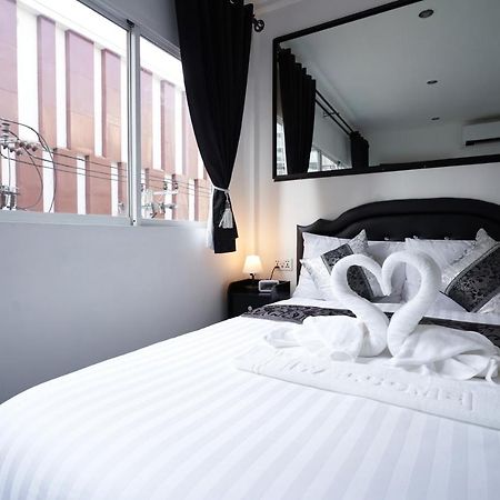 Thonglor Suites Hotel Bangkok Extérieur photo