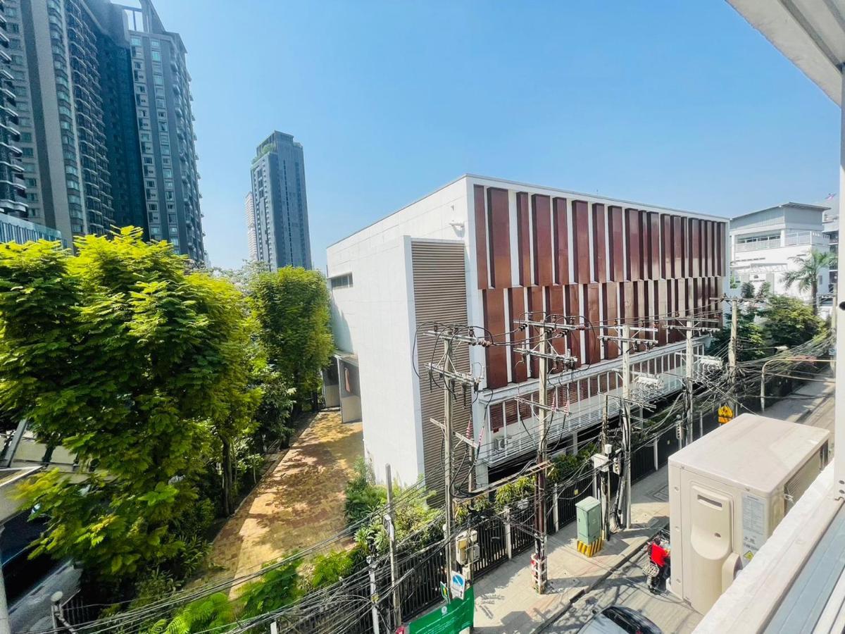 Thonglor Suites Hotel Bangkok Extérieur photo