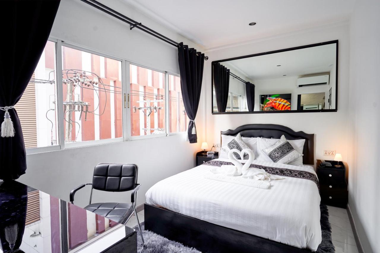 Thonglor Suites Hotel Bangkok Extérieur photo