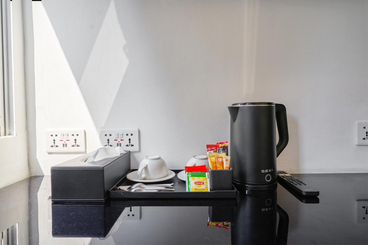 Thonglor Suites Hotel Bangkok Extérieur photo