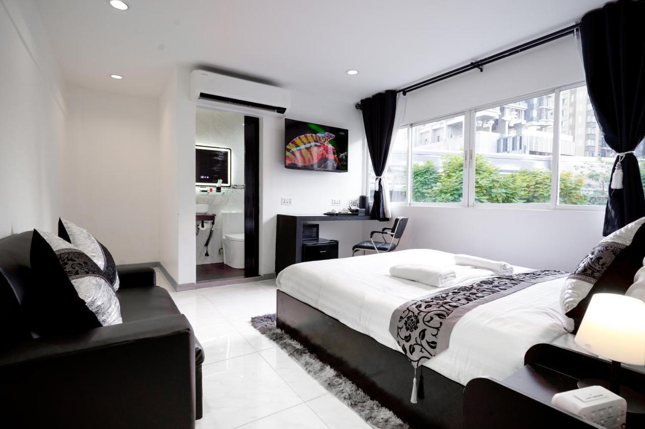 Thonglor Suites Hotel Bangkok Extérieur photo