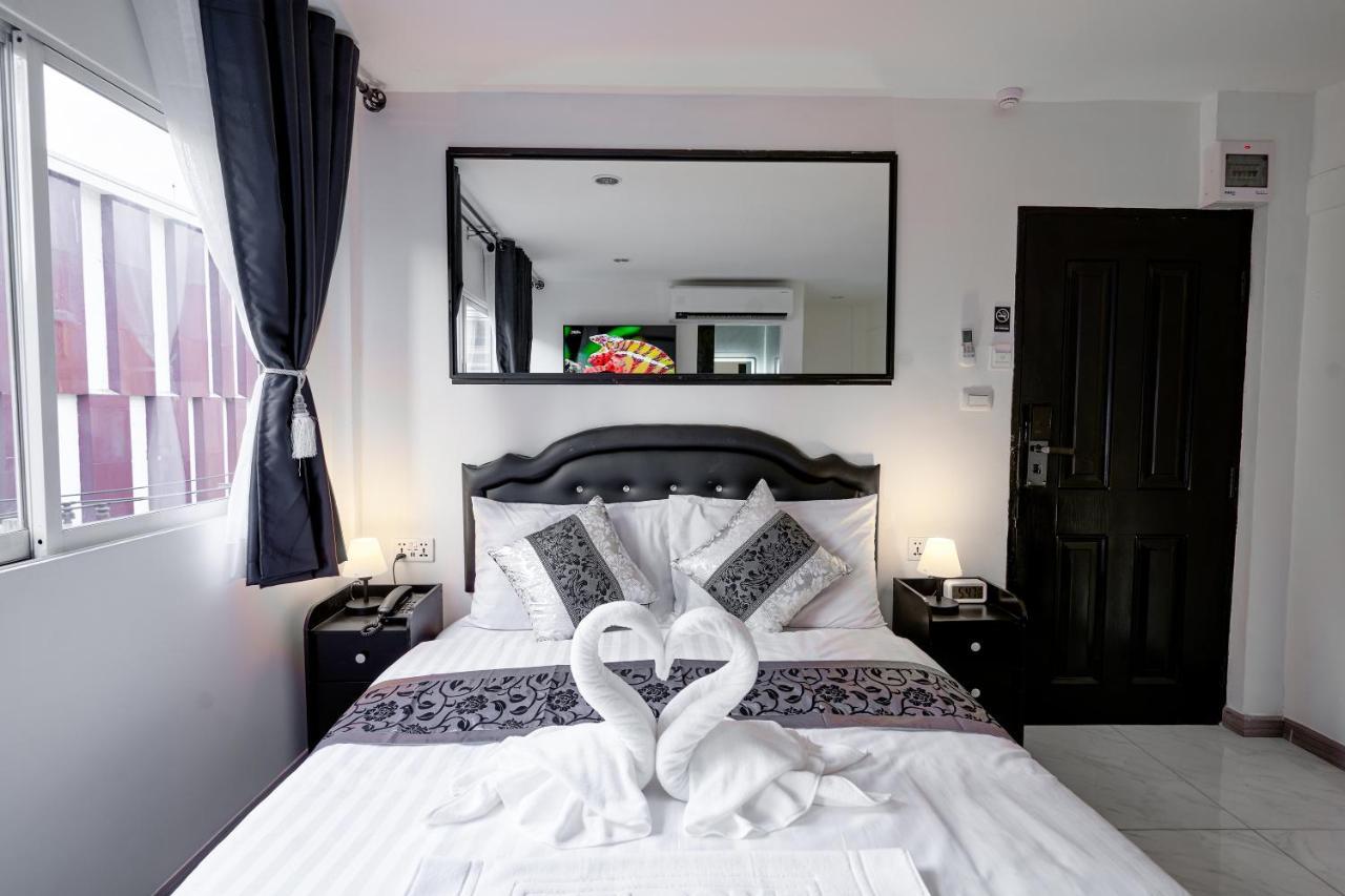 Thonglor Suites Hotel Bangkok Extérieur photo